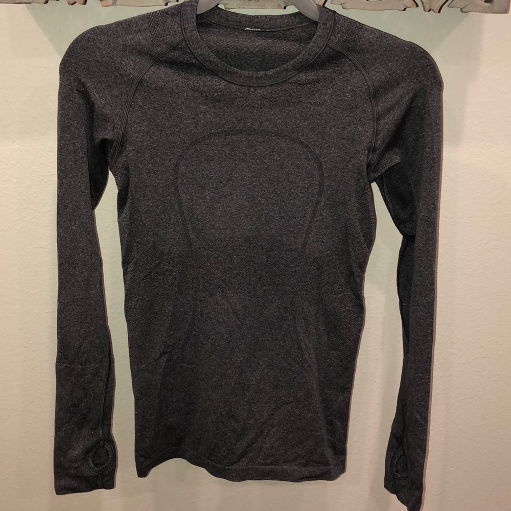 Lululemon Swiftly Tech Long Sleeve Crew